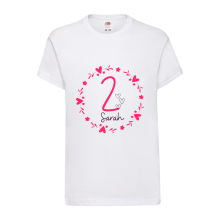 Herz-Blumenkranz-Name-Jahr-Freie Farbauswahl, Farbe des T-Shirts: Weiß