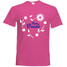 T-Shirt - "Team Bride (Blumenkranz)" - Freie Farbwahl, Farbe des T-Shirts: Pink