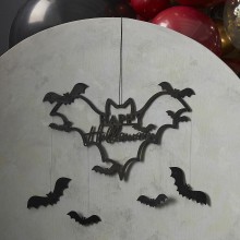 1 Wreath - Bat and hanging bats - Wood
