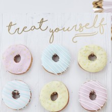 1 Donut Wall - Gold treat yourself