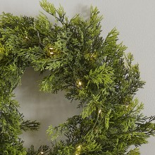 1 Wreath - Evergreen with lights